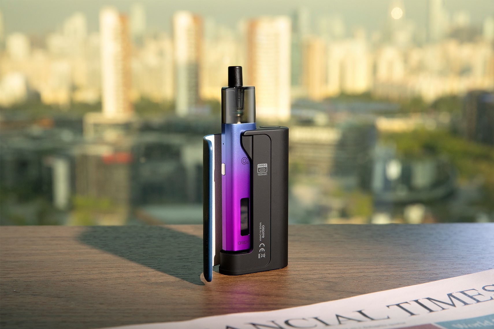 Vaporart BUBBLE Kit Pod con Powerbank 1600 mAh 2ml