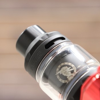 Kit Geekvape Aegis Legend 5 con Zeus 5.5ml Volari.it